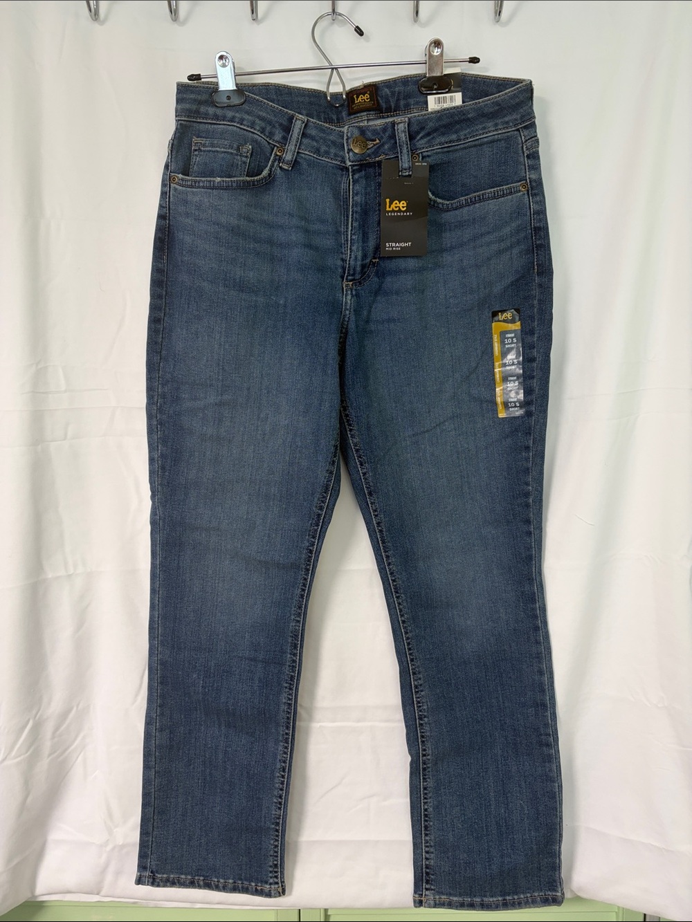 NWT Lee Straight Leg Jeans in Medium Blue Wash Size 10 Short
